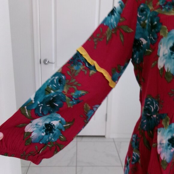 New Pioneer Woman Flowy Gauze Floral Print Boho Top Blouse S Fuchsia Red Blue - Picture 3 of 12
